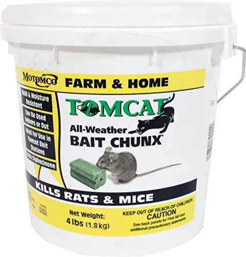 Tomcat All Weather Bait Chunx 4 lb container for agricultural outdoor use