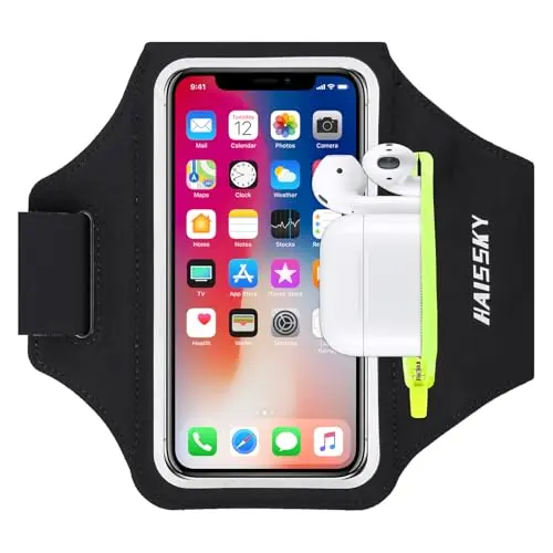 HAISSKY armband showing the zippered earphone pocket